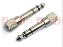 麥克風插頭 6.3立體轉3.5 45l鍍鎳黑膠插頭